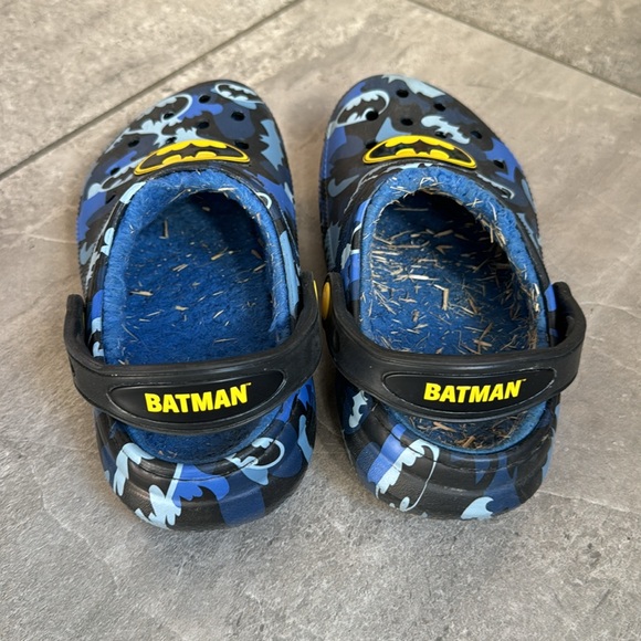 Batman Crocs with Liners-Blue Camo 12C - Picture 2 of 7